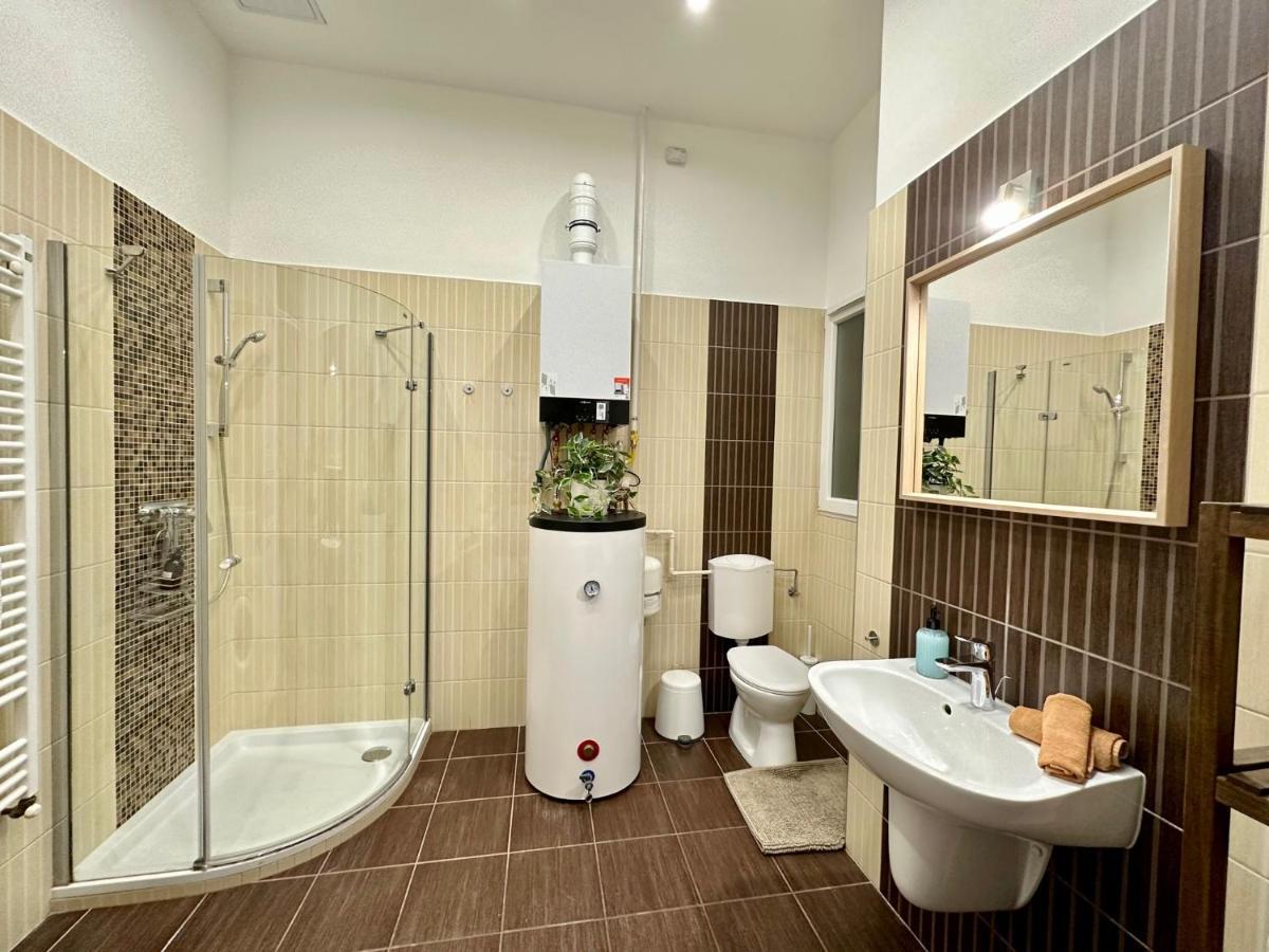 בודפשט Orangehomes Peaceful Apartment Next To Central Market Hall מראה חיצוני תמונה